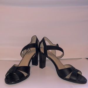 Fioni Black Strapped Heels